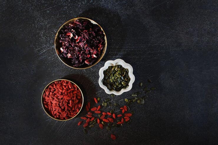 زرشک قرمز ممتاز با رنگی بی نظیر و طعمی خاص